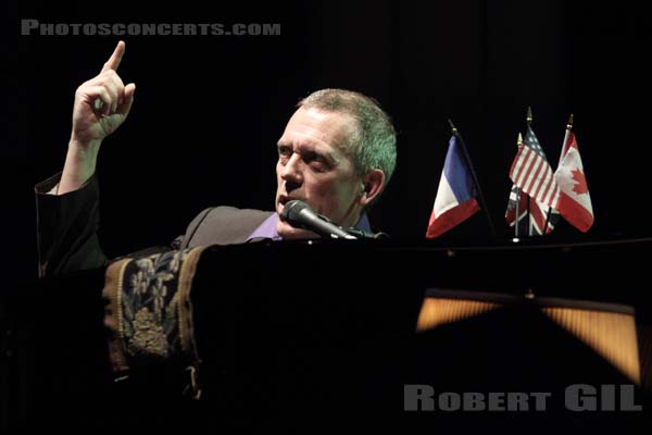 HUGH LAURIE - 2012-07-10 - PARIS - Grand Rex - 